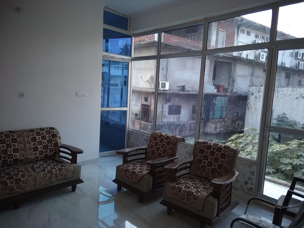 Pardhan Guest House Bāra Banki Екстериор снимка