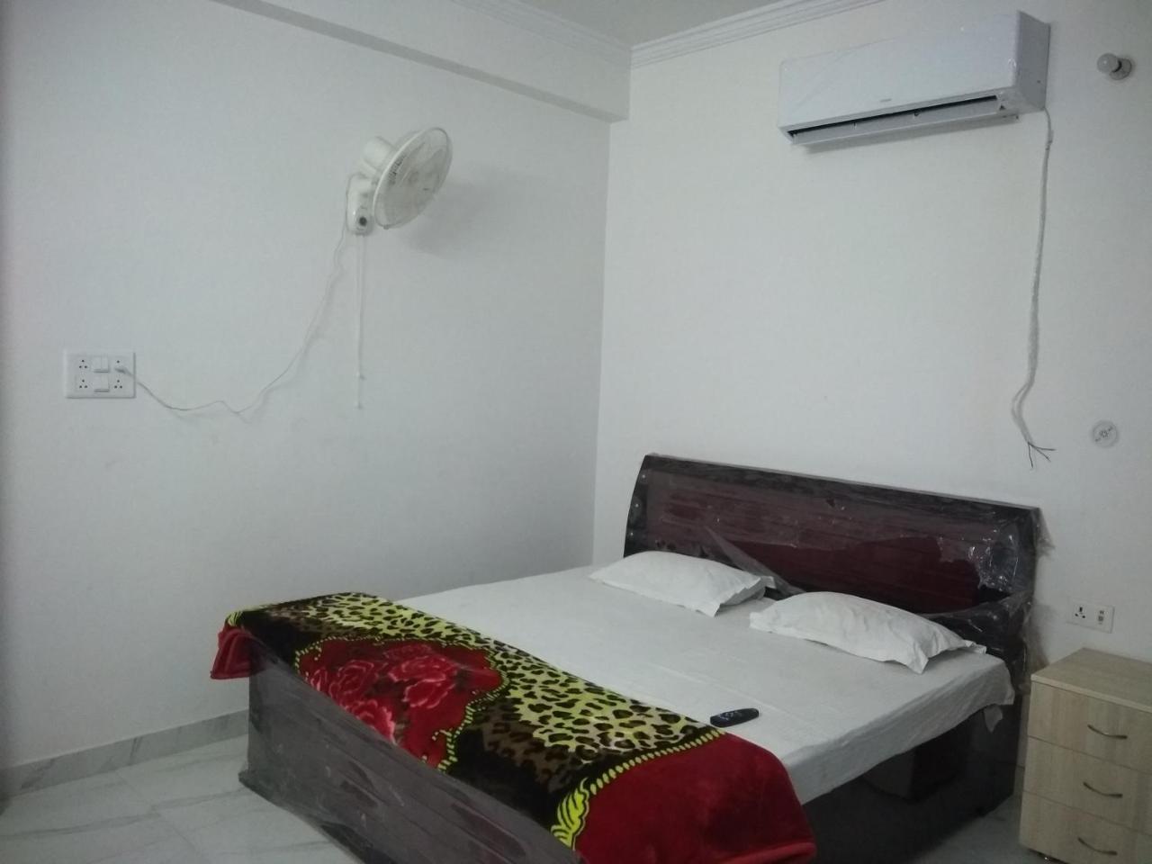 Pardhan Guest House Bāra Banki Екстериор снимка